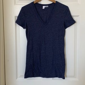 Fitted v neck short sleeve